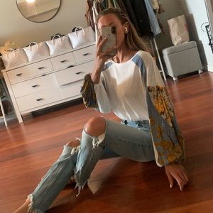 Free People • XS Thermal w/ Floral Sleeves